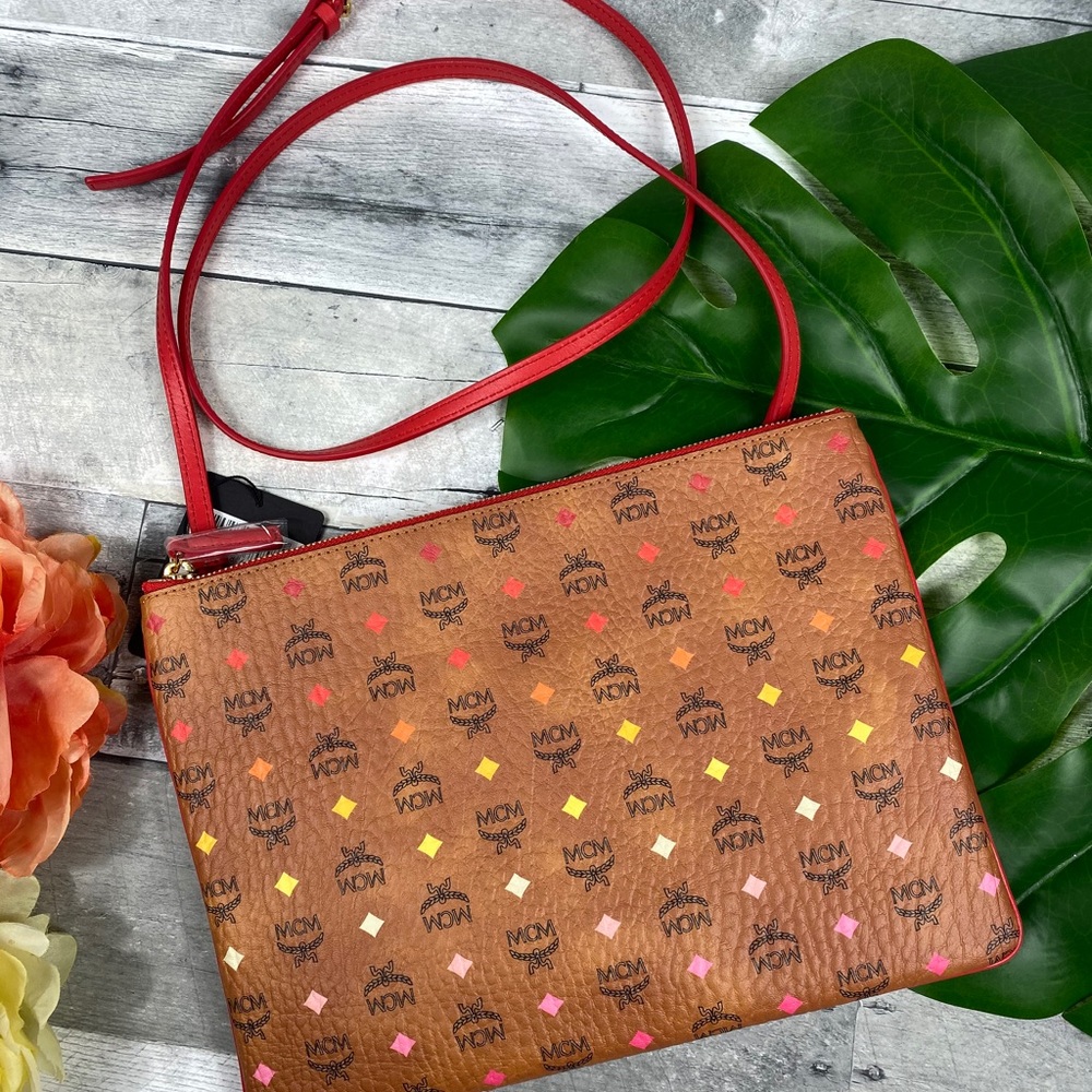 MCM cognac Diamond pouch bag purse crossbody - Picture 4 of 8